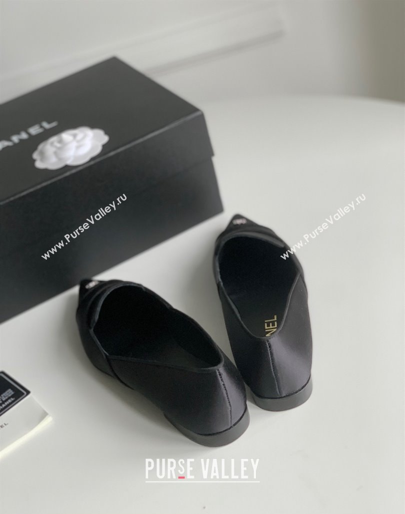 Chanel Crystal CC Logo Vintage Ballet Flats in Satin Black 2024 (modeng-23121510)