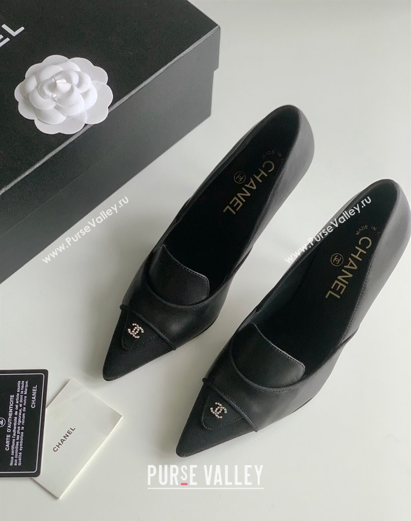 Chanel Heel 8cm Crystal CC Logo Vintage Pumps in Lambskin Black 2024 (modeng-23121503)