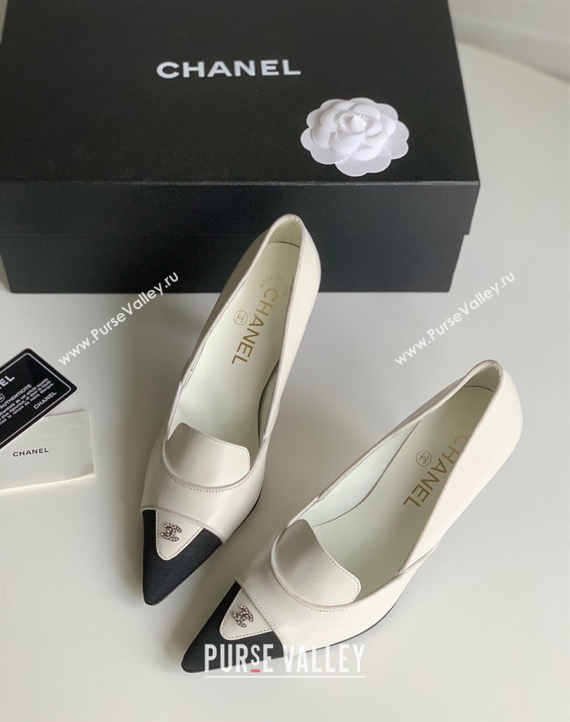 Chanel Heel 8cm Crystal CC Logo Vintage Pumps in Lambskin White 2024 (modeng-23121504)