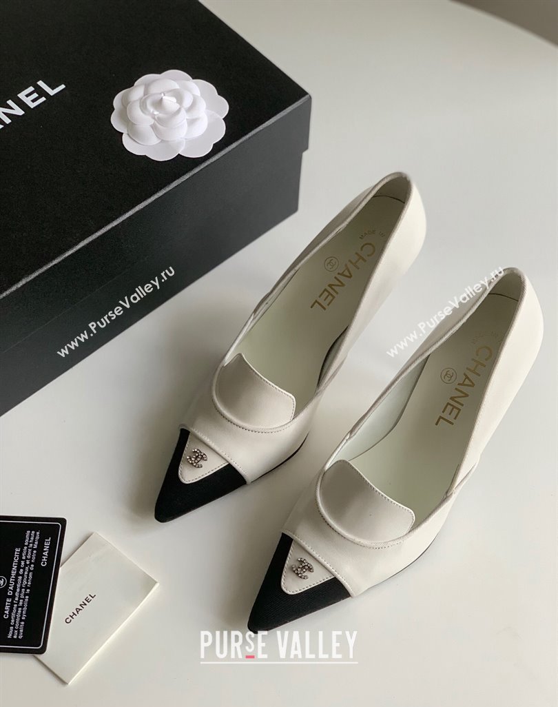 Chanel Heel 8cm Crystal CC Logo Vintage Pumps in Lambskin White 2024 (modeng-23121504)