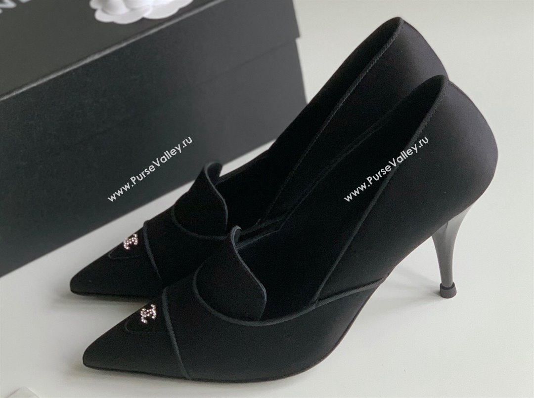 Chanel Heel 8cm Crystal CC Logo Vintage Pumps in Satin Black 2024 (modeng-23121506)