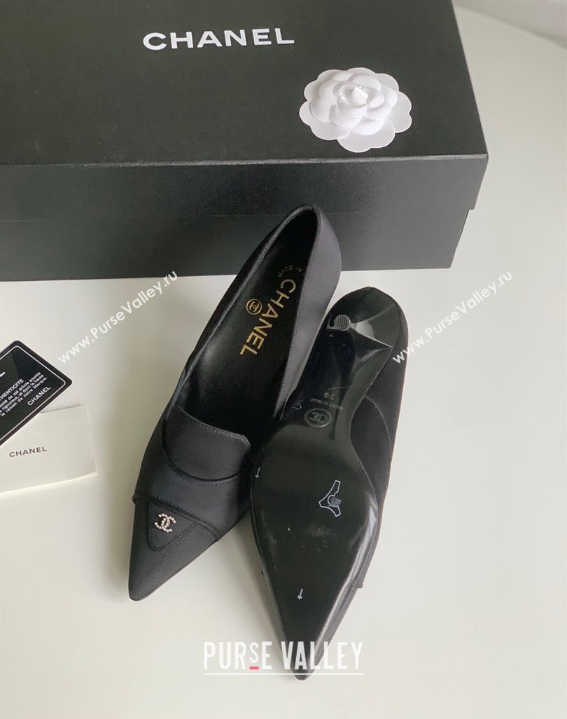 Chanel Heel 8cm Crystal CC Logo Vintage Pumps in Satin Black 2024 (modeng-23121506)