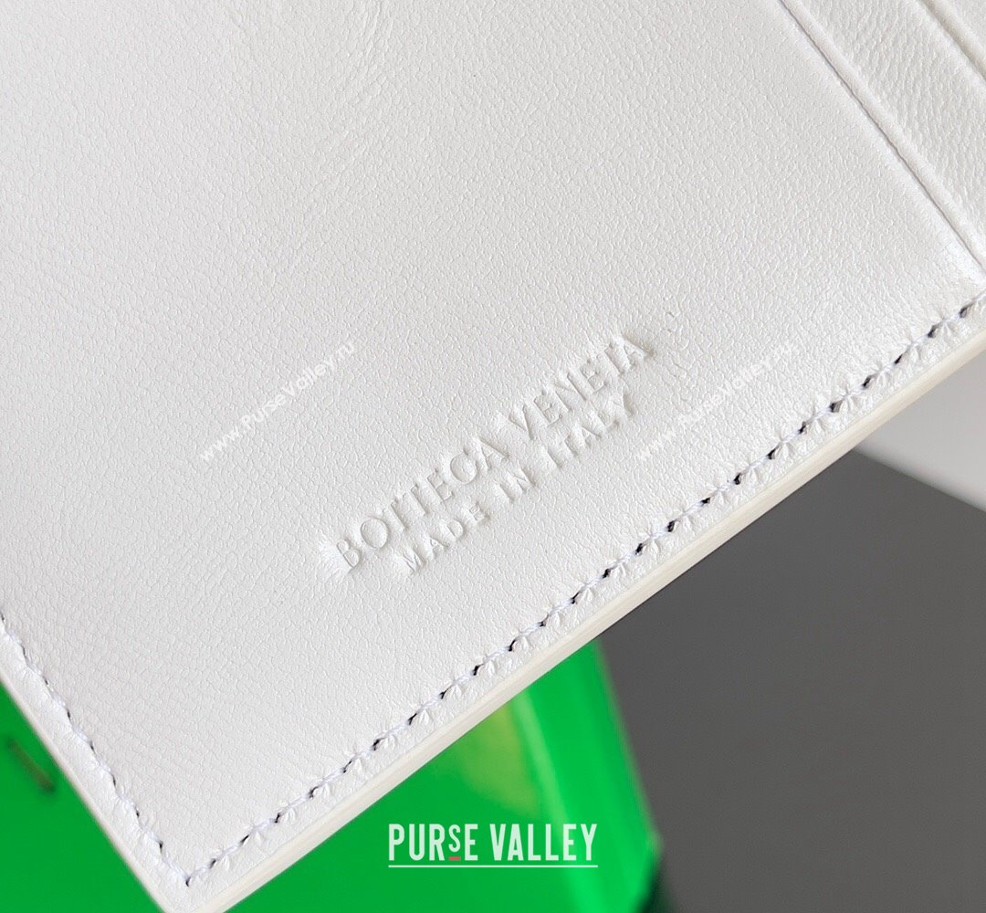 Bottega Veneta Cassette Intreccio leather Credit Card Case White 2024 (misu-23122048)
