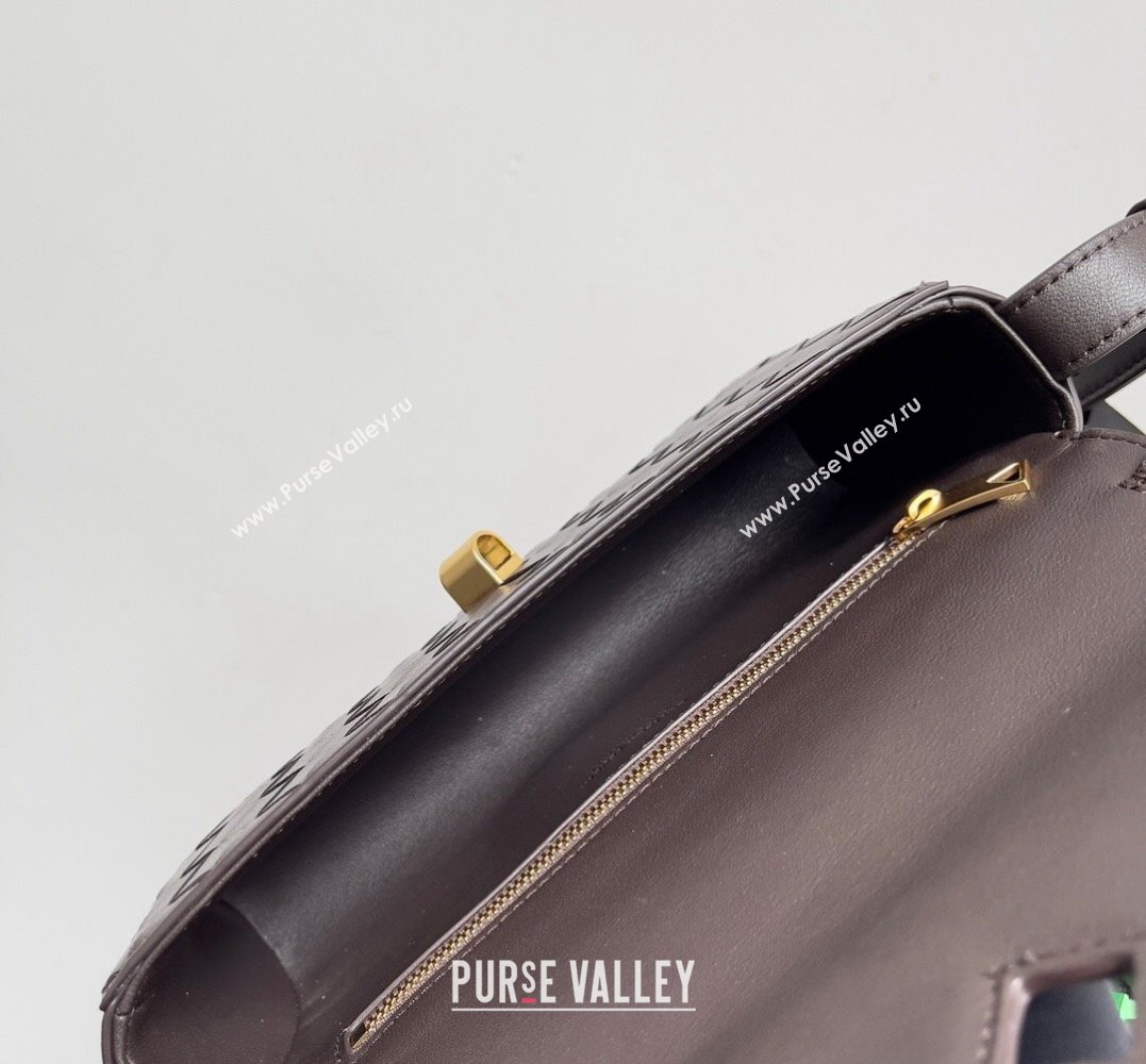 Bottega Veneta Mini Andiamo Cross-Body Intrecciato leather bag FONDANT with metallic knot closure 2024 (misu-23122032)