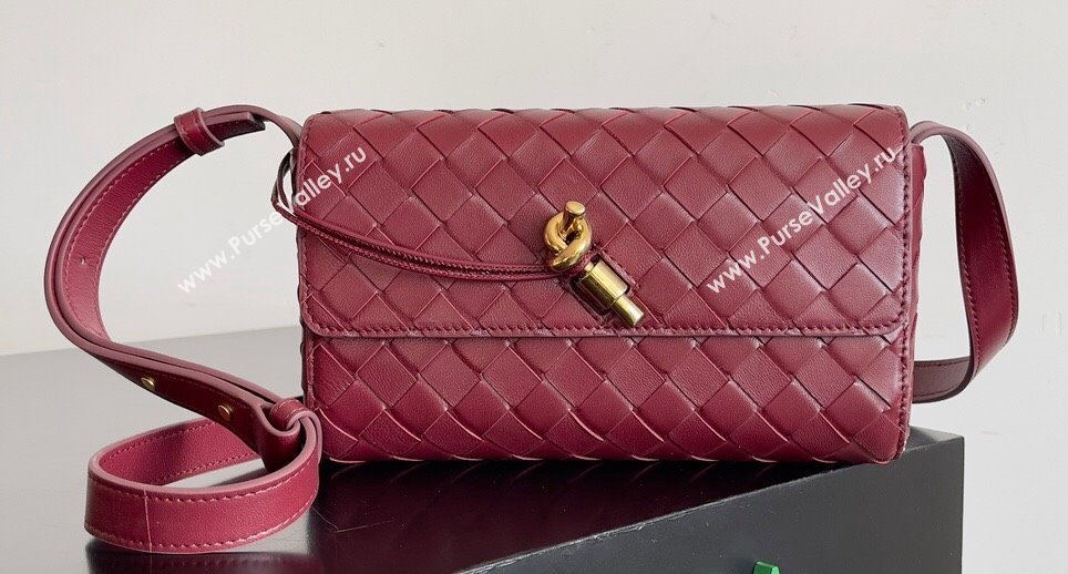 Bottega Veneta Mini Andiamo Cross-Body Intrecciato leather bag BAROLO with metallic knot closure 2024 (misu-23122034)