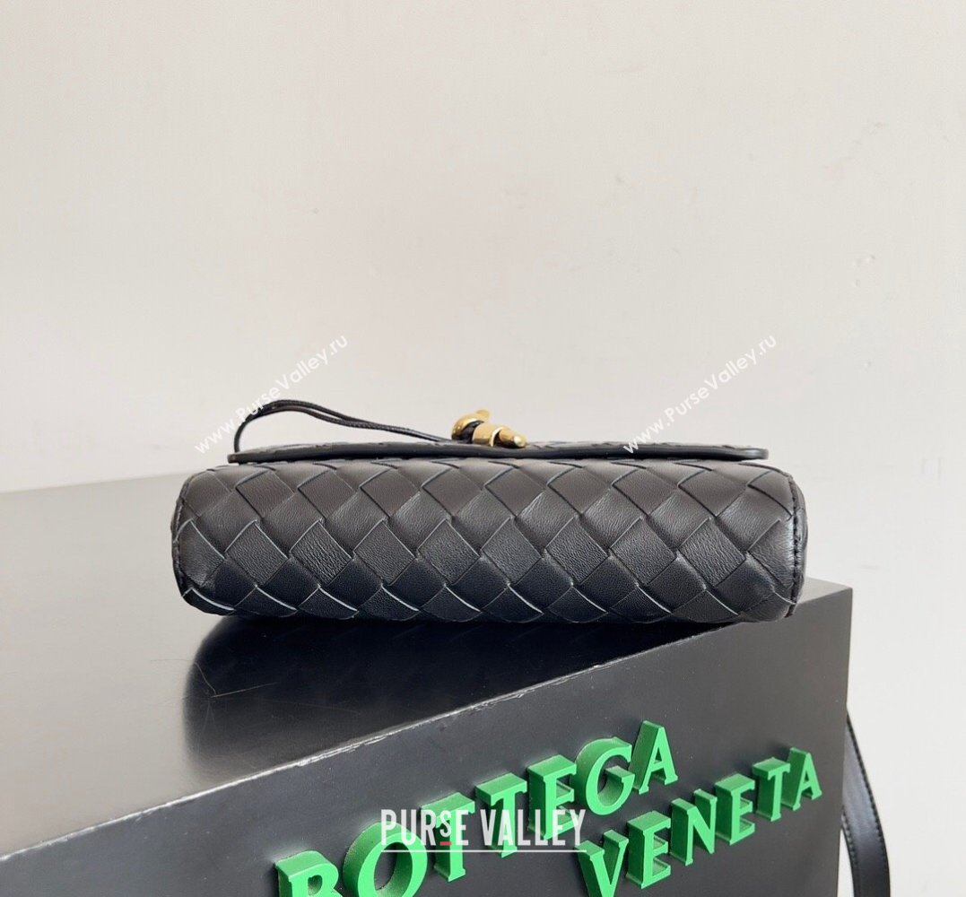 Bottega Veneta Mini Andiamo Cross-Body Intrecciato leather bag Black with metallic knot closure 2024 (misu-23122035)