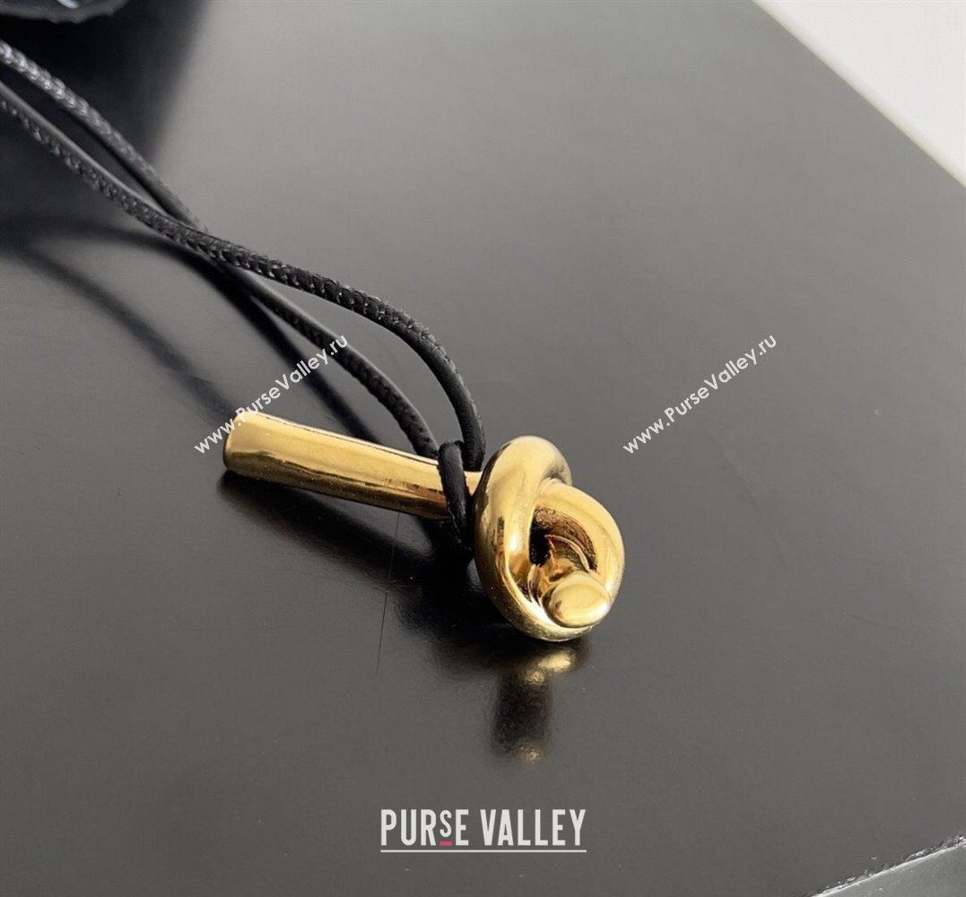 Bottega Veneta Long Clutch Andiamo With Handle Intrecciato leather bag Black with metallic knot closure 2024 (misu-23122028)