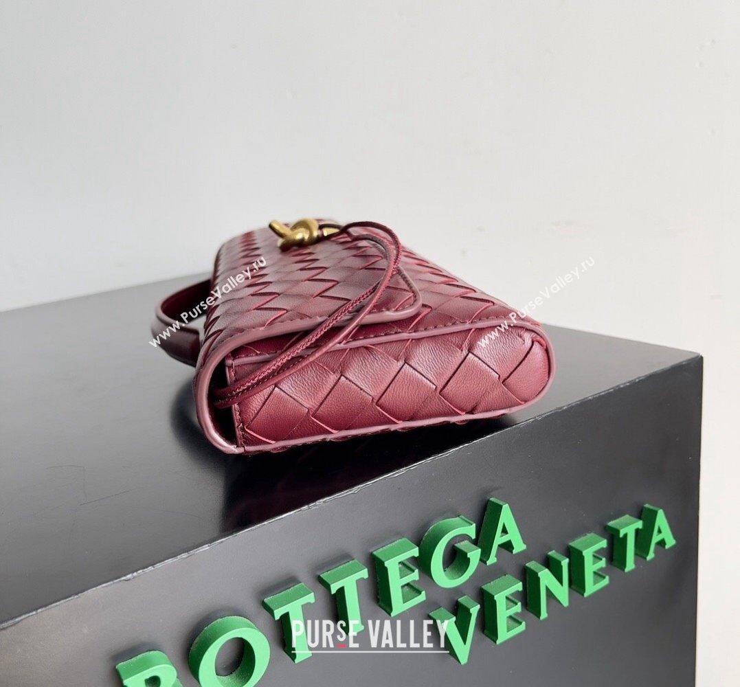 Bottega Veneta Long Clutch Andiamo With Handle Intrecciato leather bag BAROLO with metallic knot closure 2024 (misu-23122030)