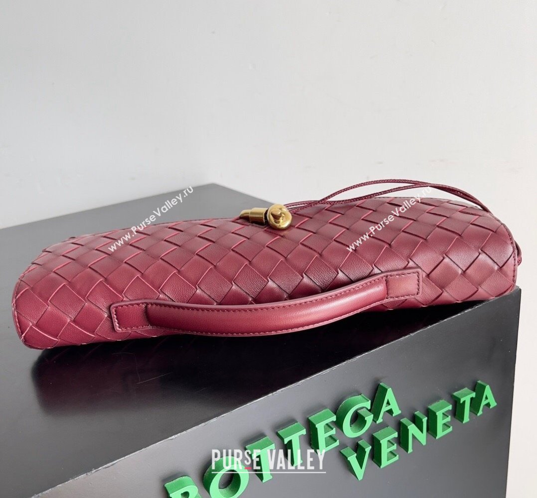 Bottega Veneta Long Clutch Andiamo With Handle Intrecciato leather bag BAROLO with metallic knot closure 2024 (misu-23122030)