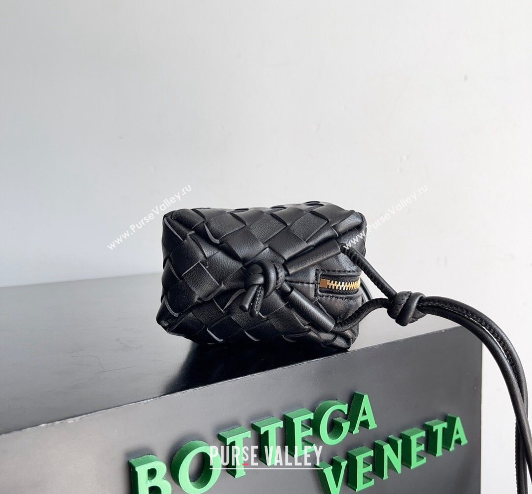Bottega Veneta Mini Loop Camera Intrecciato leather cross-body Bag Black 2024 (misu-23122007)
