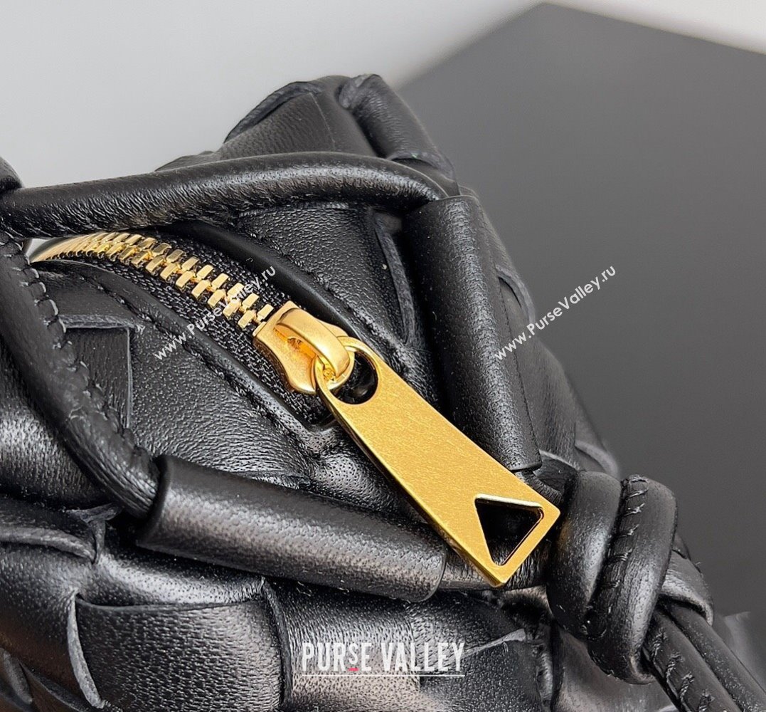 Bottega Veneta Mini Loop Camera Intrecciato leather cross-body Bag Black 2024 (misu-23122007)