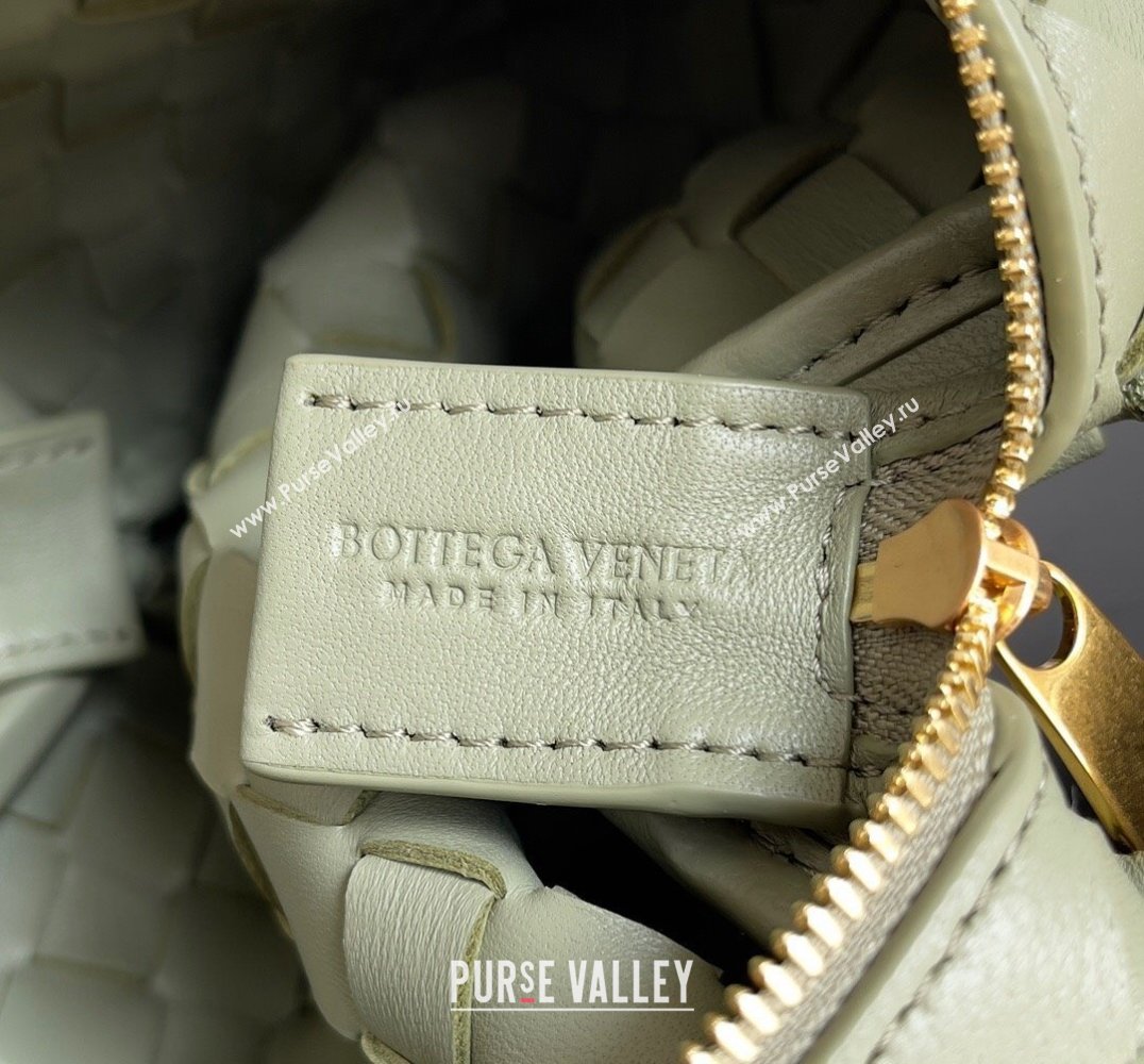 Bottega Veneta Mini Loop Camera Intrecciato leather cross-body Bag TRAVERTINE 2024 (misu-23122009)