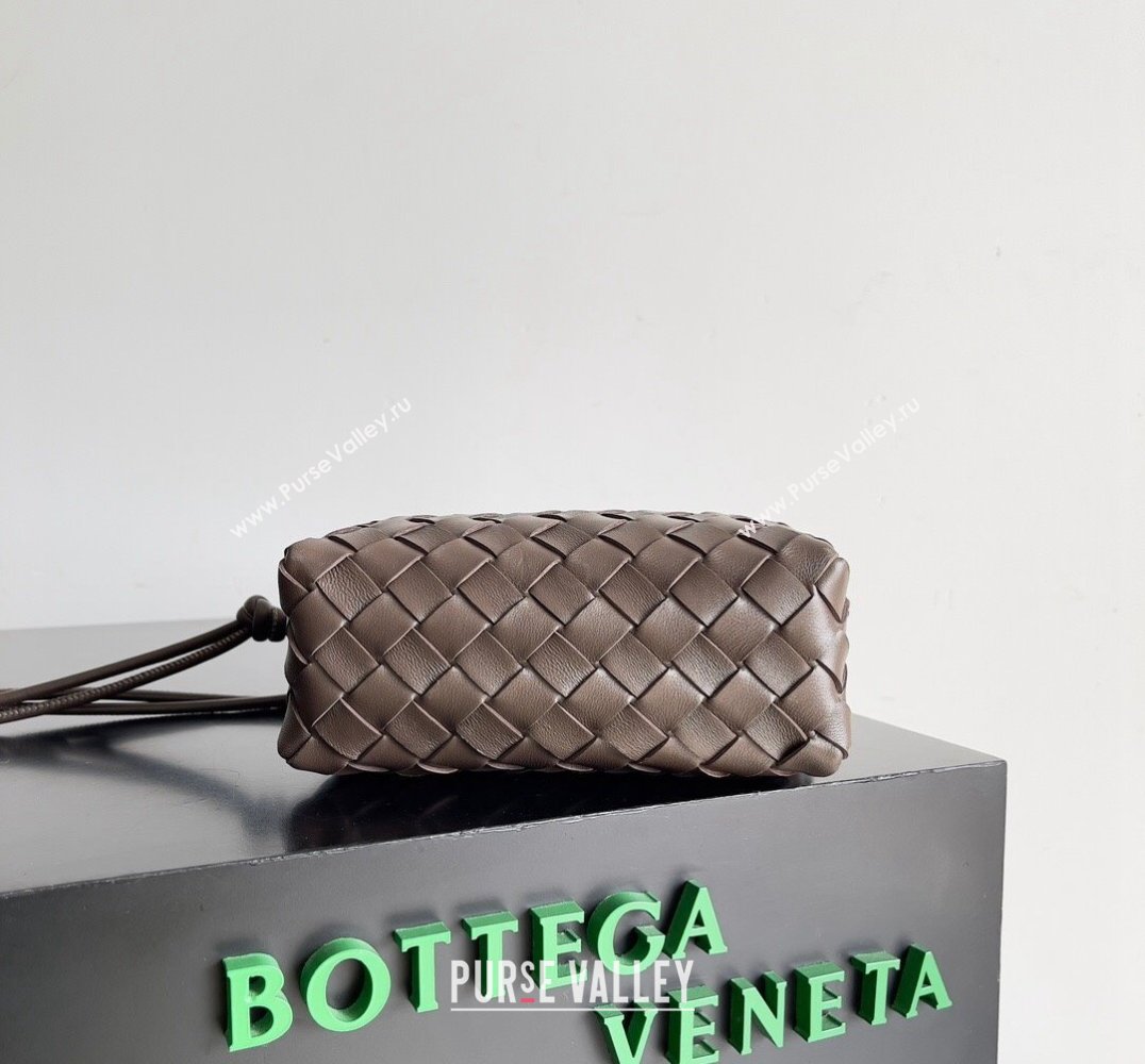 Bottega Veneta Mini Loop Camera Intrecciato leather cross-body Bag FONDANT 2024 (misu-23122010)