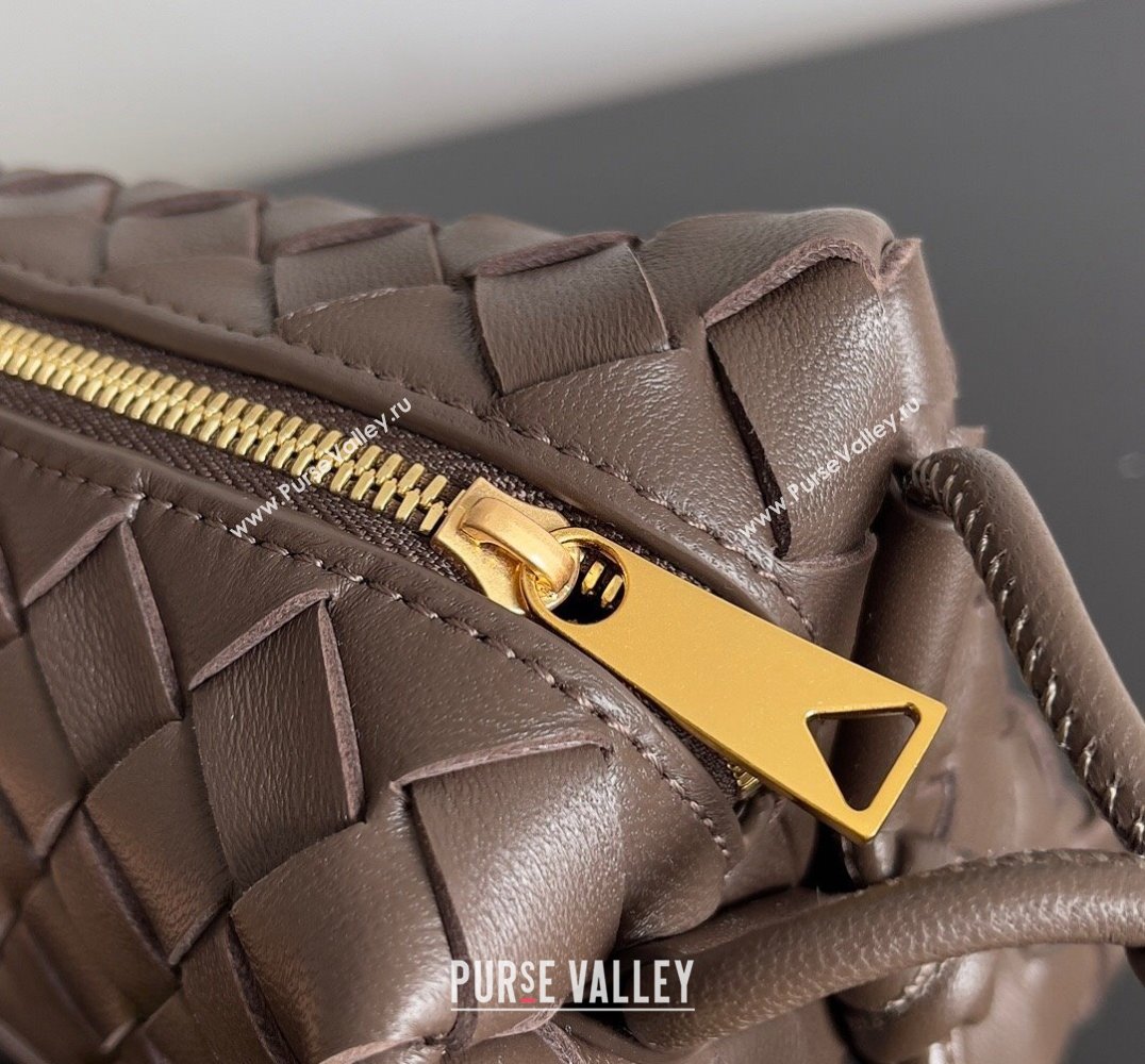 Bottega Veneta Mini Loop Camera Intrecciato leather cross-body Bag FONDANT 2024 (misu-23122010)