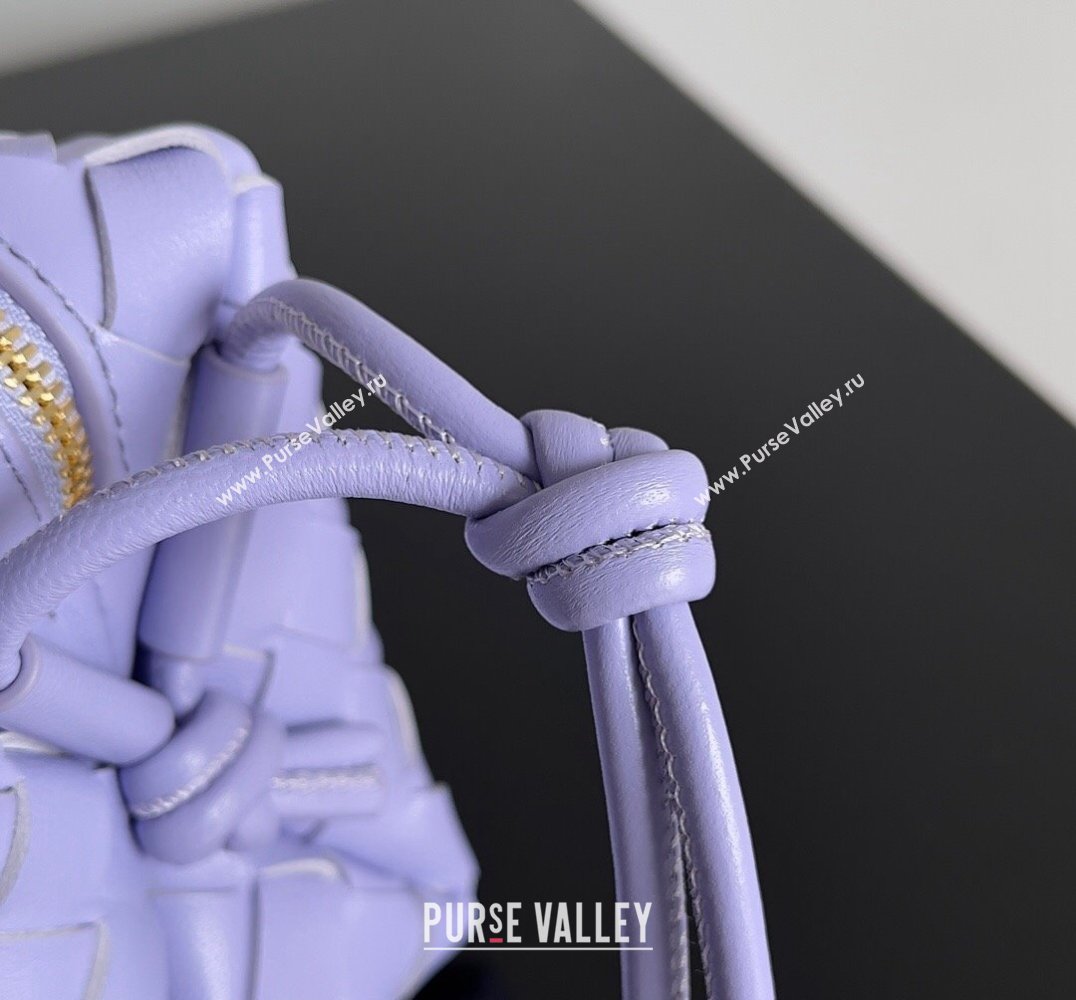 Bottega Veneta Mini Loop Camera Intrecciato leather cross-body Bag OYSTER 2024 (misu-23122011)