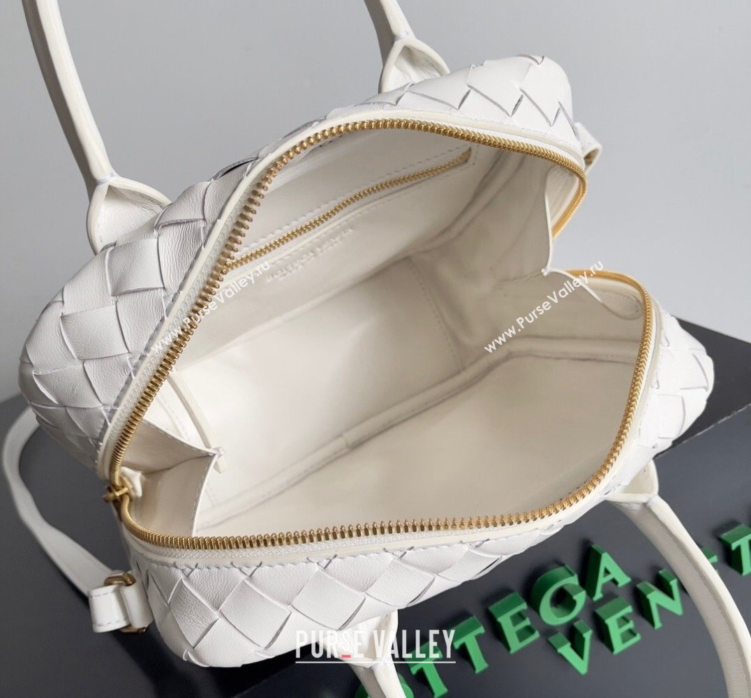 Bottega Veneta Small Getaway Intrecciato leather top handle bag with adjustable and detachable strap White 2024 (misu-23122023)
