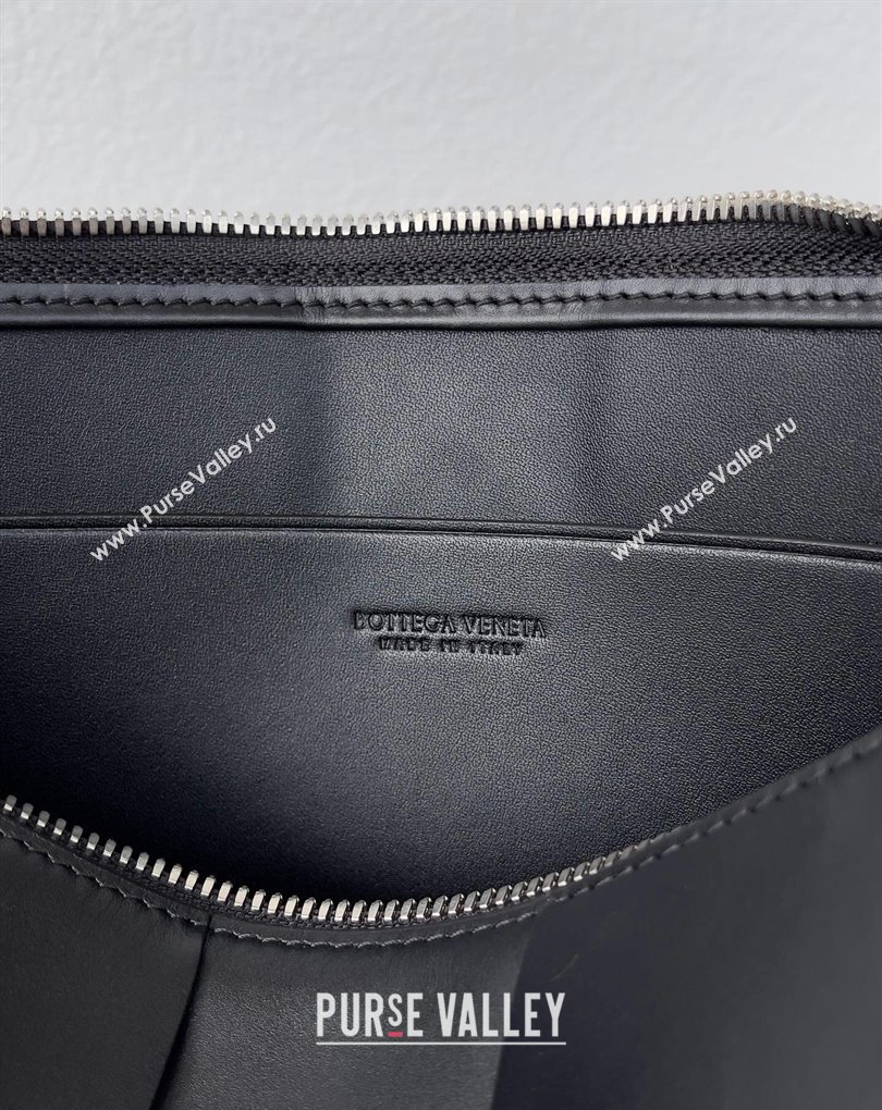 Bottega Veneta Large Cassette Pouch Intreccio leather wristlet Bag Black 2024 (misu-23122013)