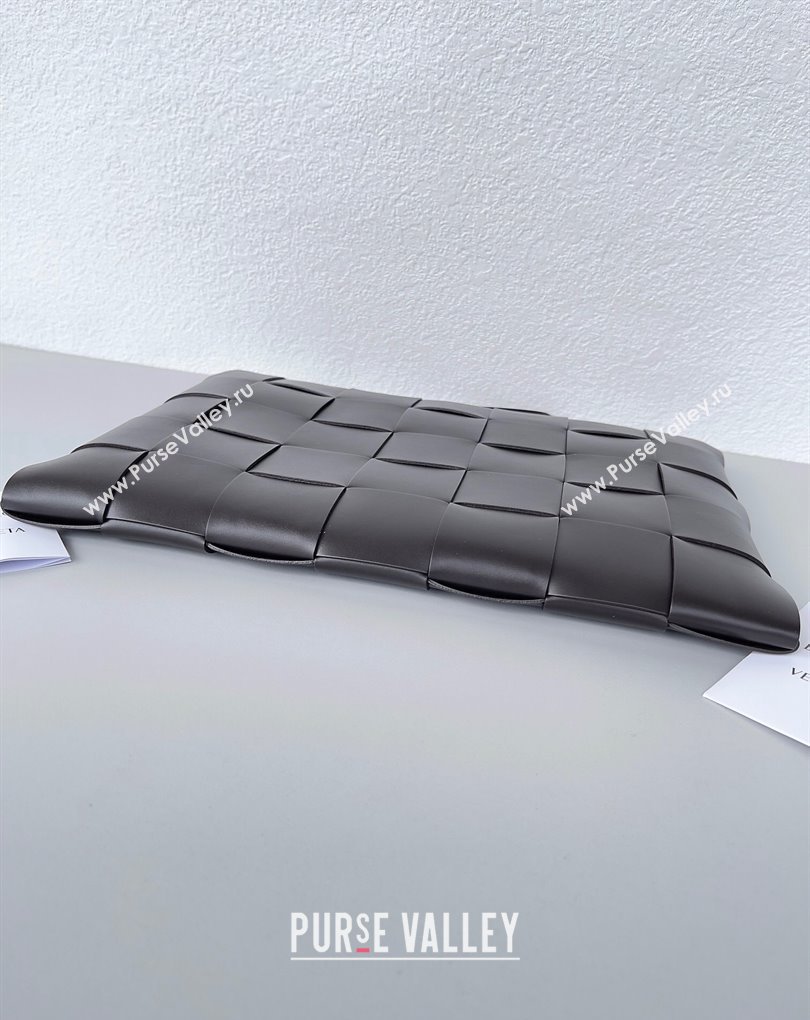 Bottega Veneta Large Cassette Pouch Intreccio leather wristlet Bag LIGHT BROWN 2024 (misu-23122014)