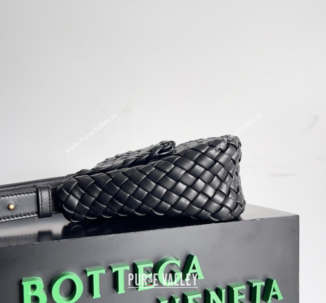 Bottega Veneta Mini Cobble Shoulder Bag in padded Intreccio leather Black 2024 (misu-23122003)