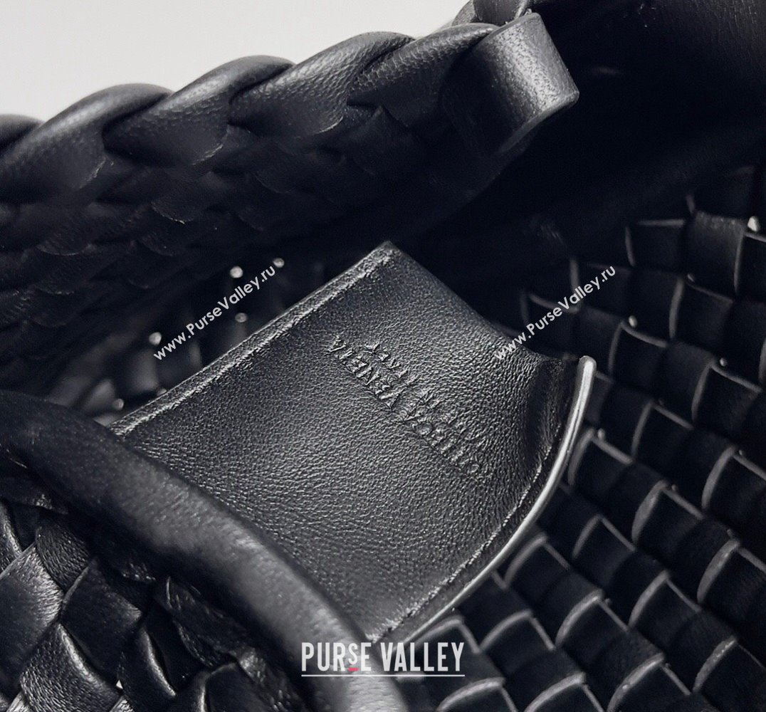 Bottega Veneta Mini Cobble Shoulder Bag in padded Intreccio leather Black 2024 (misu-23122003)