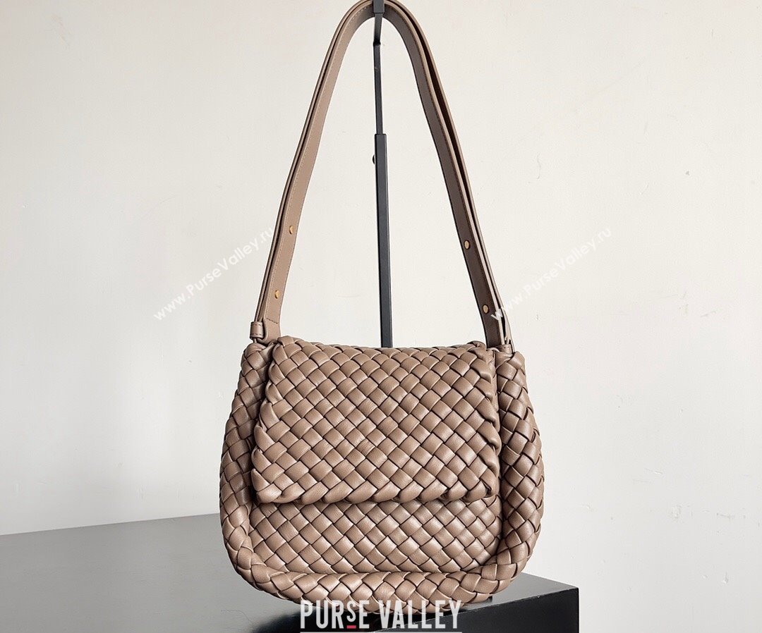 Bottega Veneta Mini Cobble Shoulder Bag in padded Intreccio leather TAUPE GREY 2024 (misu-23122004)