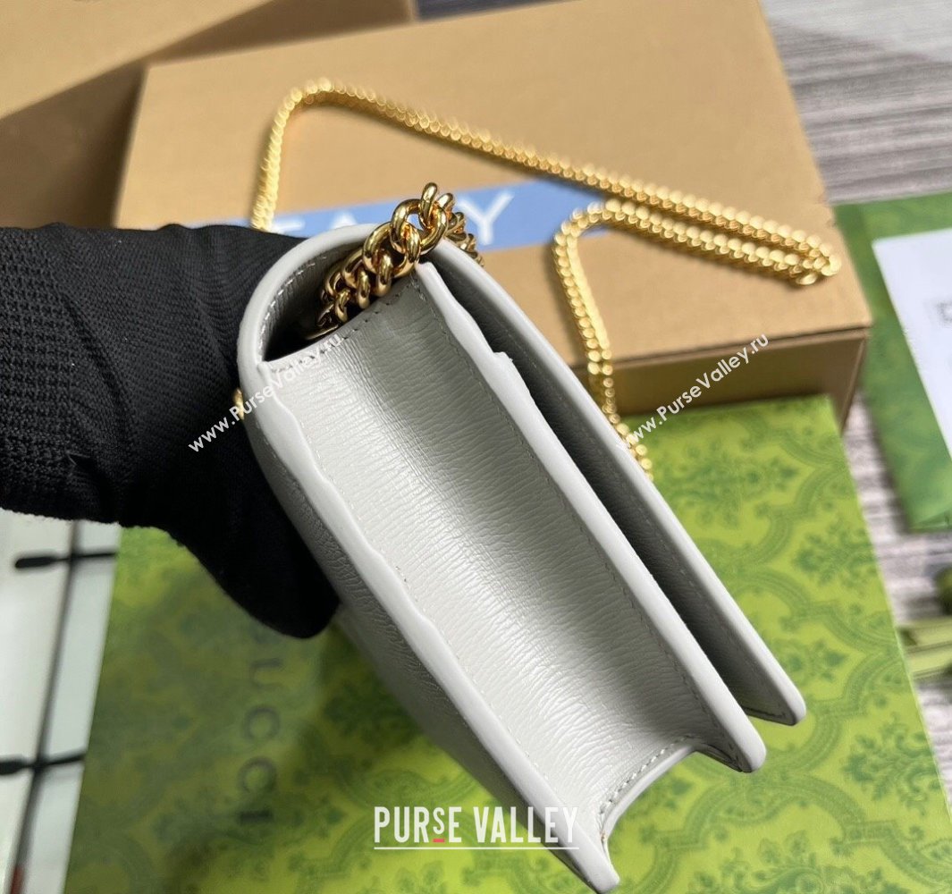 Gucci Chain wallet with Gucci script 772643 leather Light Gray 2024 (dlh-23122254)