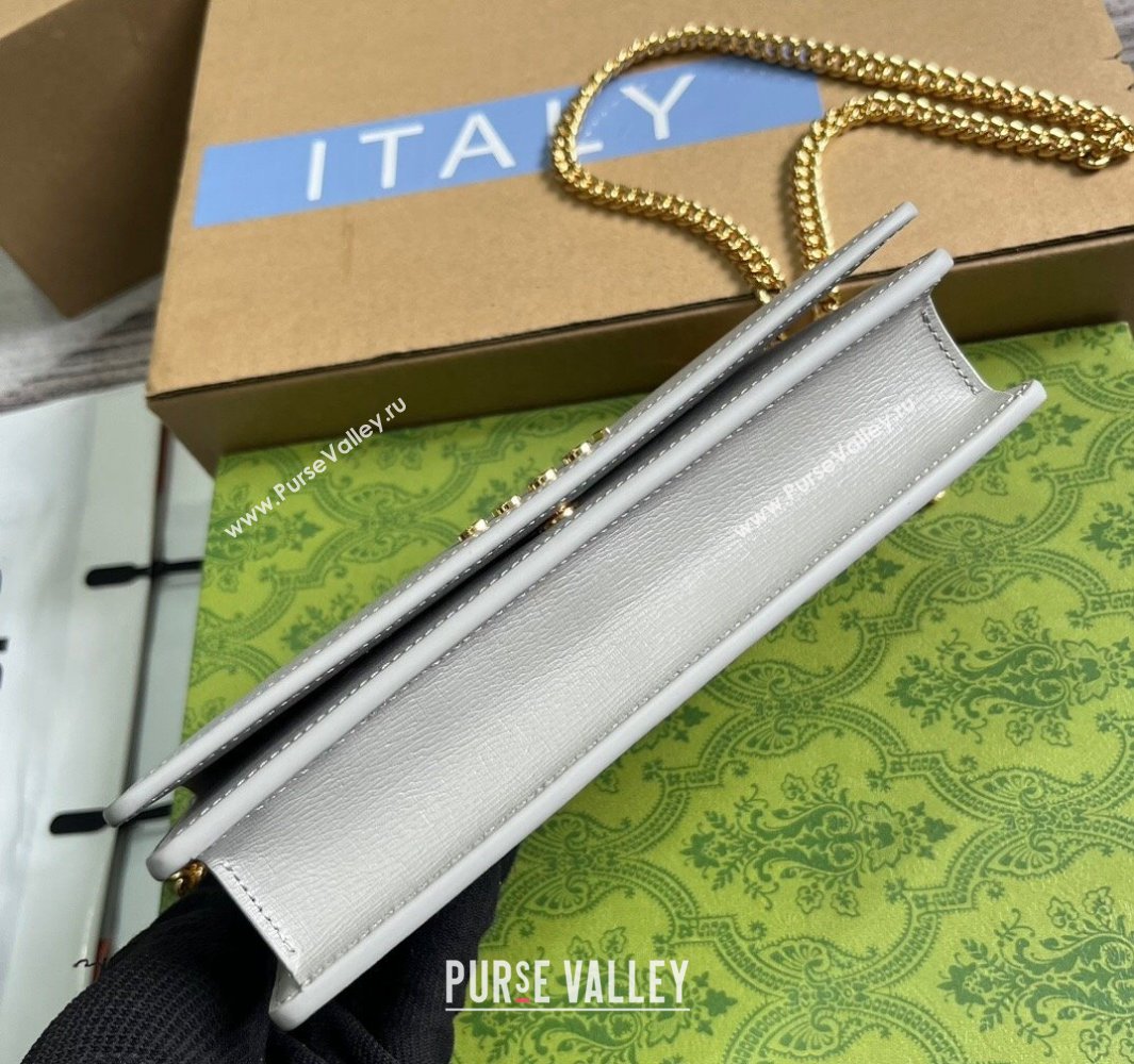 Gucci Chain wallet with Gucci script 772643 leather Light Gray 2024 (dlh-23122254)