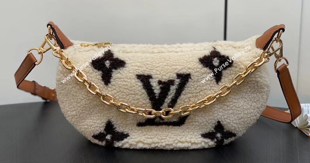 Louis Vuitton Shearling Over The Moon Bag M23321 LV Ski Cream/Brown 2024 (kiki-23122312)