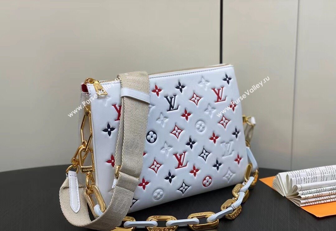 Louis Vuitton Lambskin Coussin PM Bag M23466 White 2024 (kiki-23122313)