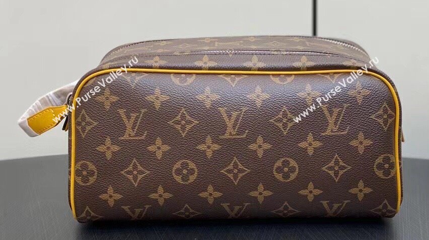 Louis Vuitton Monogram canvas Dopp Kit Toilet Pouch Bag M46764 Yellow 2024 (kiki-23122308)