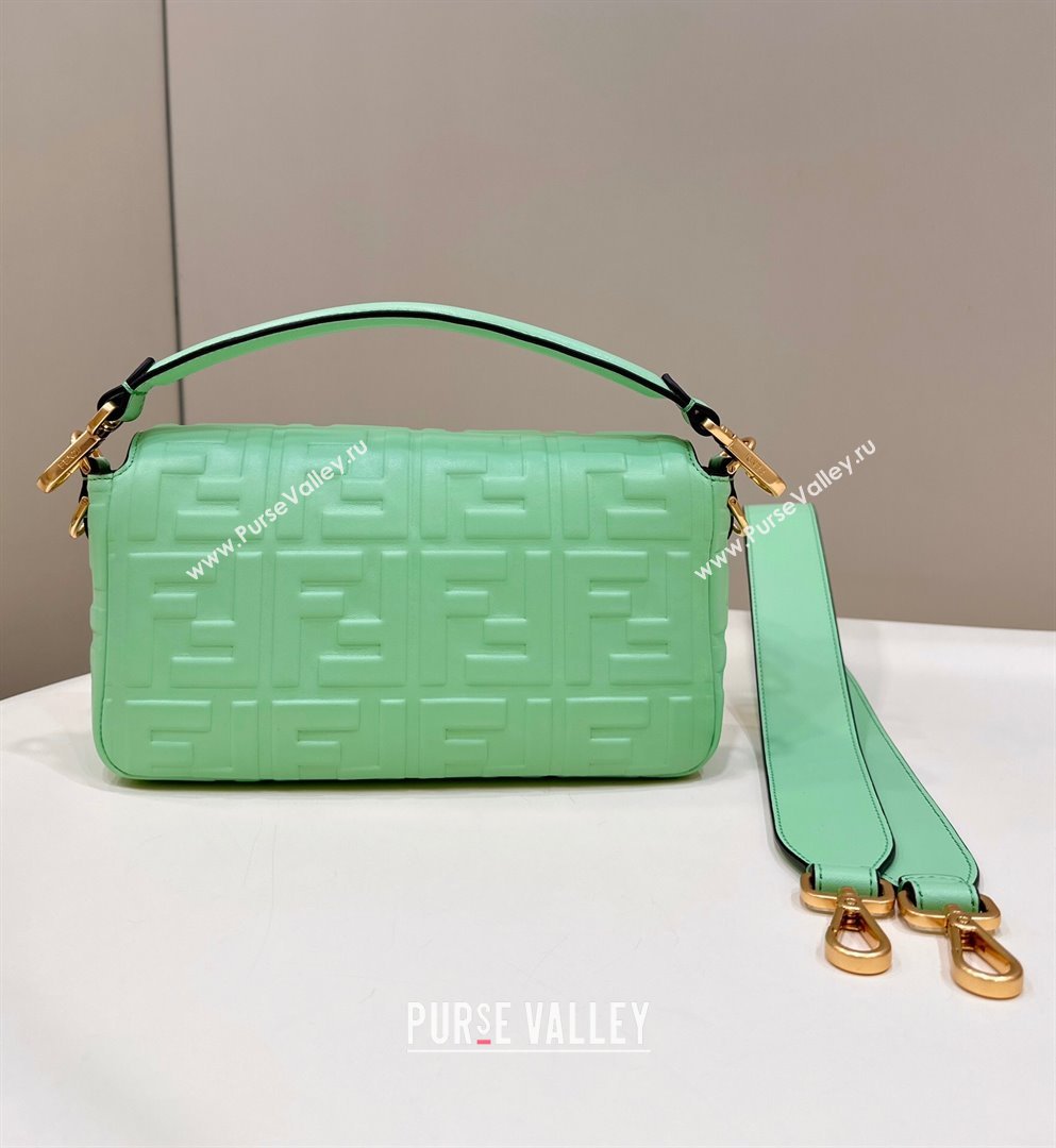 Fendi Nappa Leather Medium Baguette Bag Light Green (chaoliu-23122623)