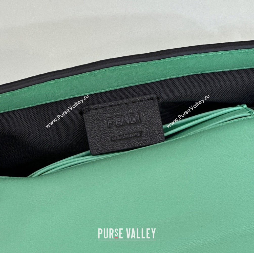 Fendi Nappa Leather Mini Baguette bag Light Green (chaoliu-23122630)