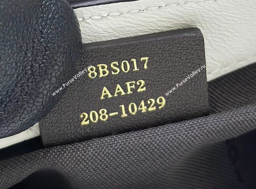 Fendi Nappa Leather Mini Baguette bag White (chaoliu-23122627)