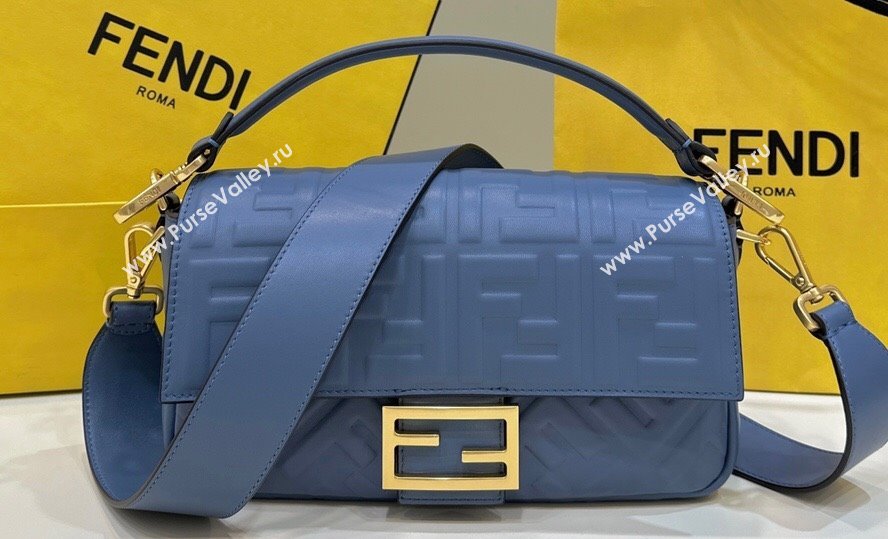 Fendi Nappa Leather Medium Baguette Bag blue (chaoliu-23122621)