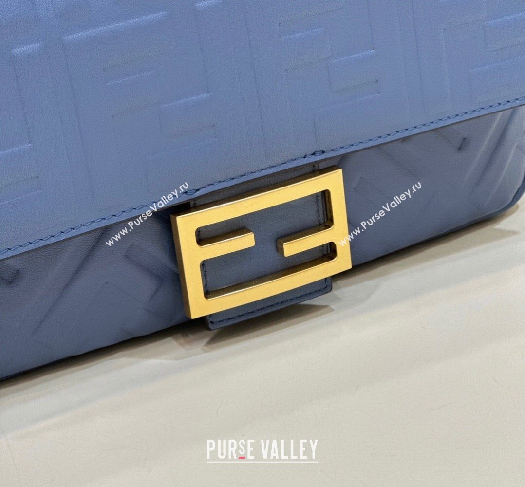 Fendi Nappa Leather Medium Baguette Bag blue (chaoliu-23122621)