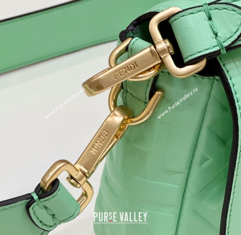 Fendi Nappa Leather Medium Baguette Bag Light Green (chaoliu-23122623)