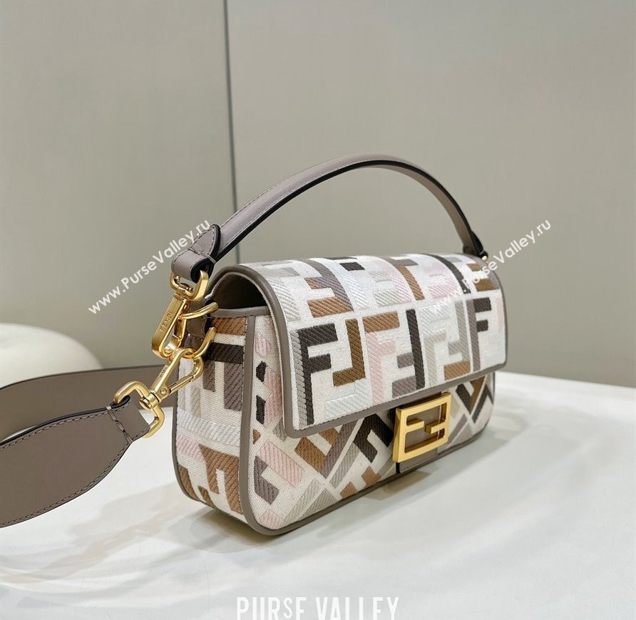 Fendi Medium Baguette bag in Multicolor Gray canvas with FF embroidery (chaoliu-23122615)