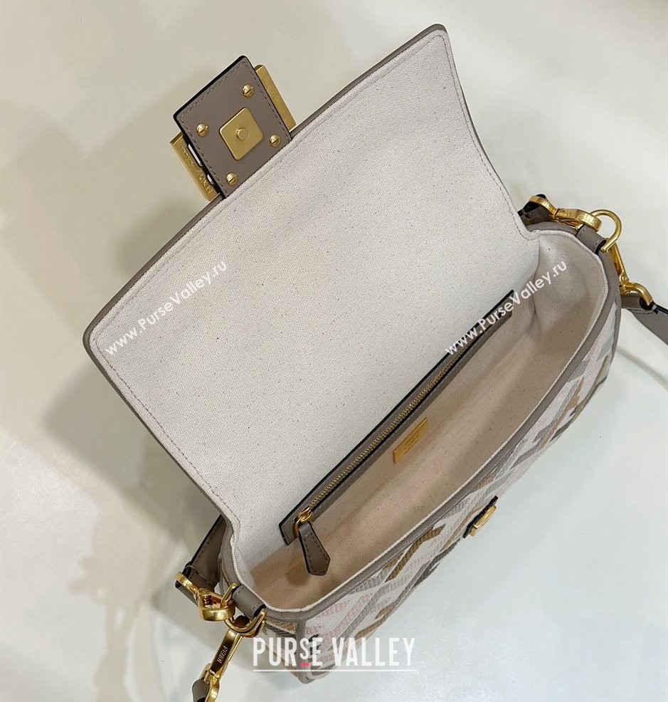 Fendi Medium Baguette bag in Multicolor Gray canvas with FF embroidery (chaoliu-23122615)