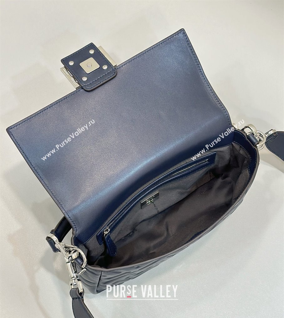 Fendi Nappa Leather Medium Baguette Bag Midnight blue (chaoliu-23122625)