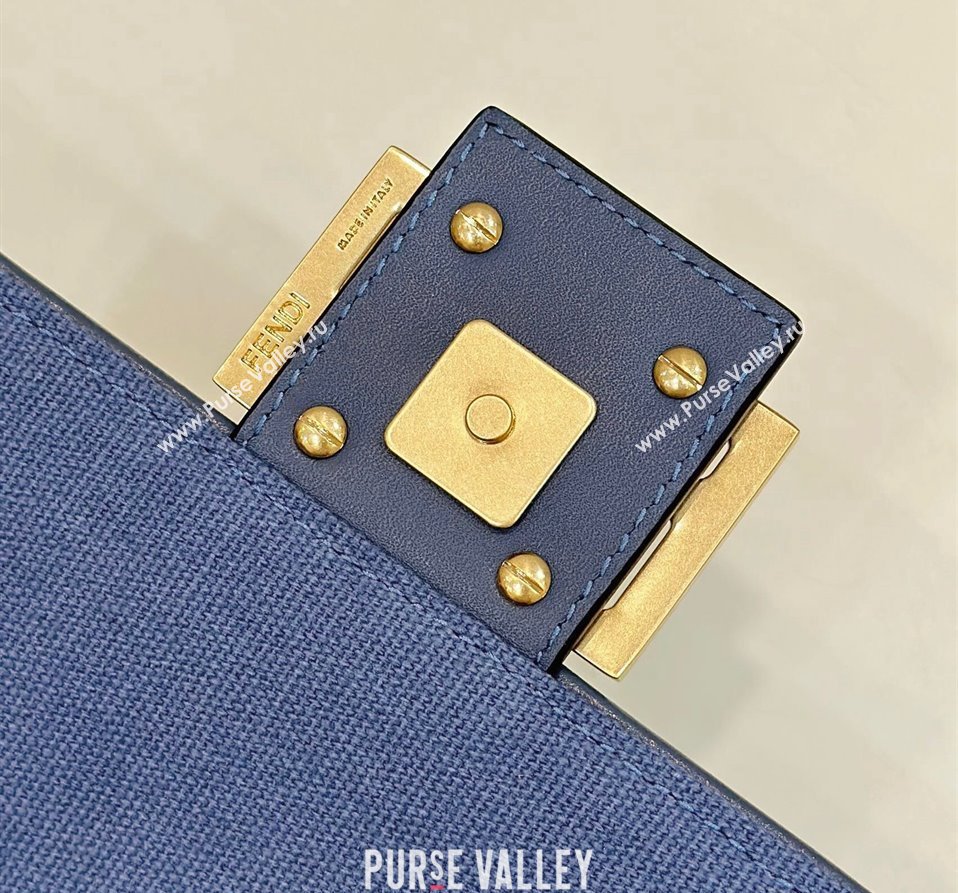 Fendi Medium Baguette bag in Blue canvas with FF embroidery (chaoliu-23122611)