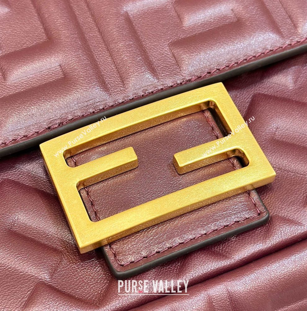 Fendi Nappa Leather Medium Baguette Bag Burgundy (chaoliu-23122624)