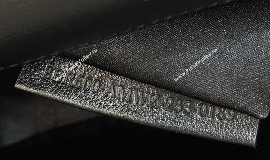 Fendi by Marc Jacobs Medium Baguette Bag in Print Leather Black 2024 (chaoliu-23122741)