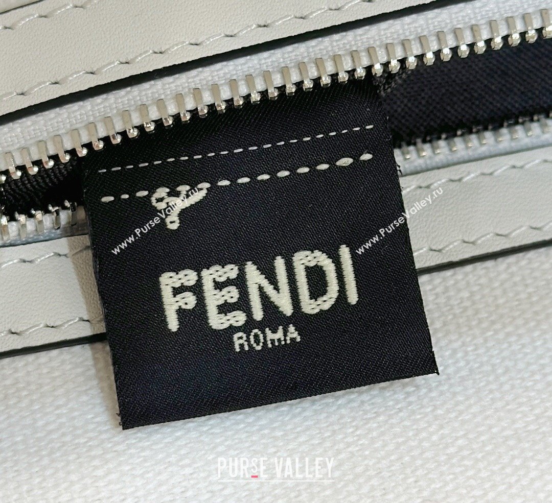 Fendi Medium Baguette bag in White/Black canvas with FF embroidery (chaoliu-23122613)