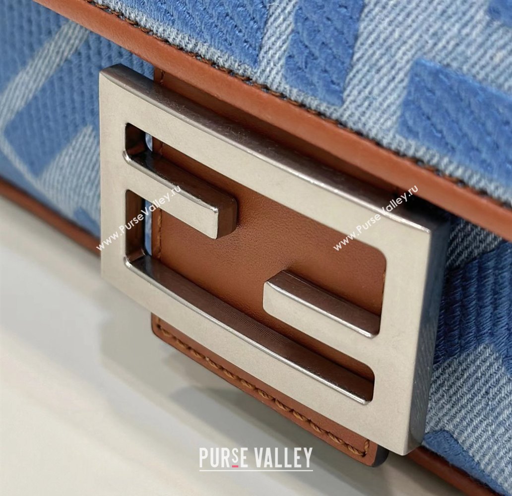 Fendi Medium Baguette bag in Denim Blue with FF embroidery (chaoliu-23122610)