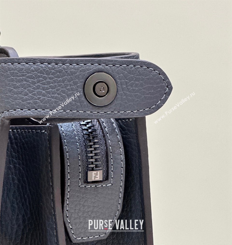 Fendi Peekaboo Iseeu Medium Bag in Selleria Leather 7VA529 Dark Gray/Brown (chaoliu-23122728)