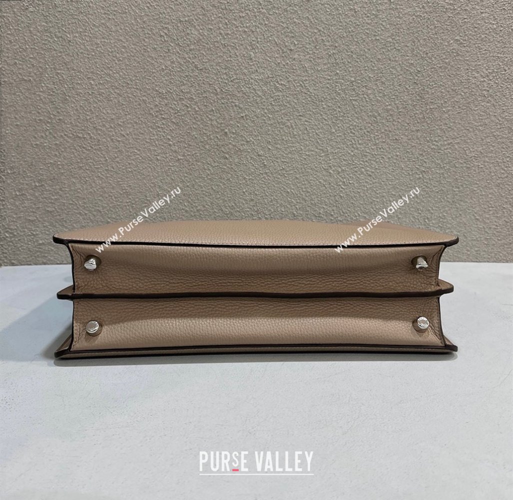 Fendi Peekaboo Iseeu Medium Bag in Selleria Leather 7VA529 Beige/Blue (chaoliu-23122730)