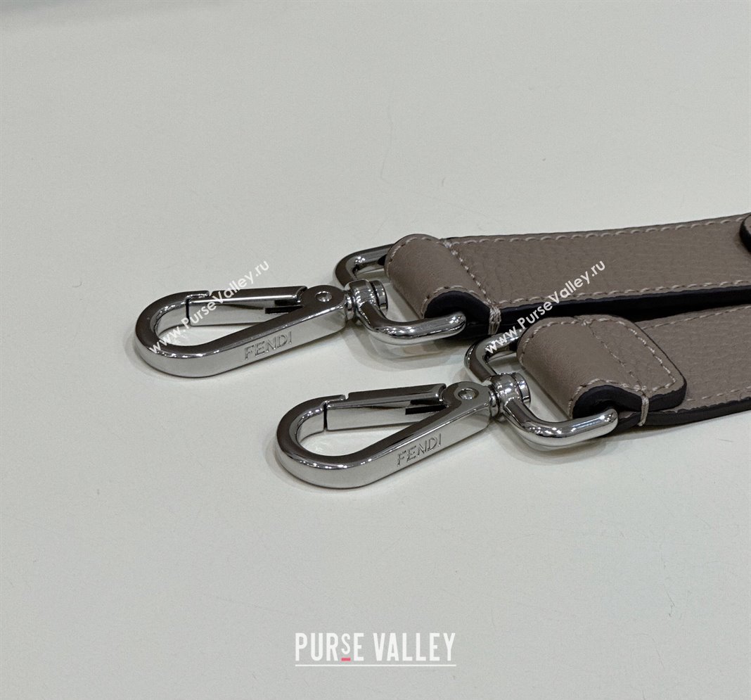 Fendi Peekaboo Iseeu Medium Bag in Selleria Leather 7VA529 Beige/Blue (chaoliu-23122730)