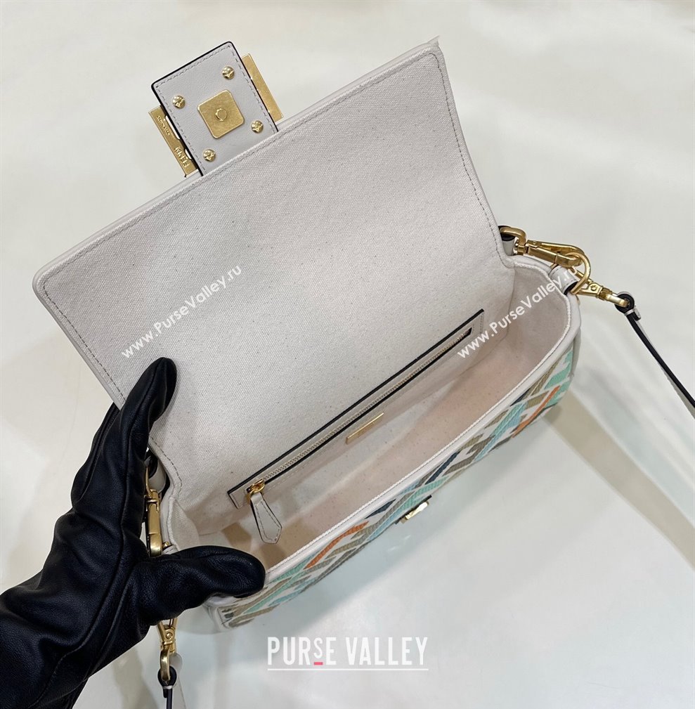 Fendi Medium Baguette bag in Multicolor White canvas with FF embroidery (chaoliu-23122614)