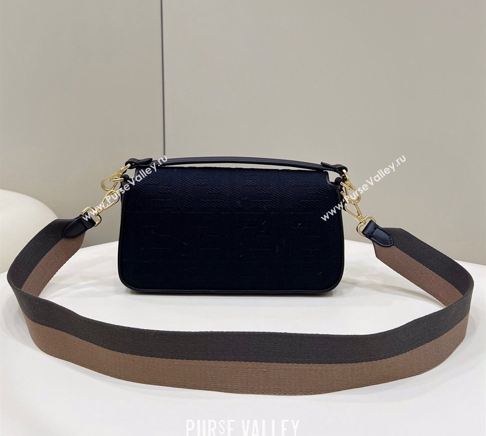 Fendi Medium Baguette bag in Black canvas with FF embroidery (chaoliu-23122604)