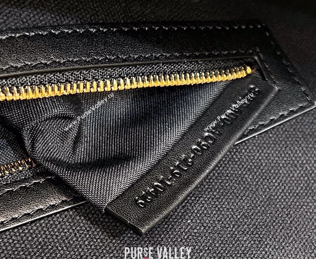 Fendi Medium Baguette bag in Black canvas with FF embroidery (chaoliu-23122604)